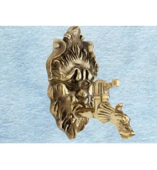 Накладка резная с краном ДИММАРКЕТ 0269 из лаутни