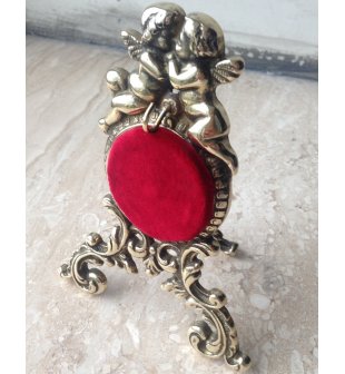 Подставка под часы 00389 в блестящей латуни