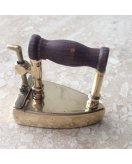 Утюг пресс-папье 00283 в блестящей латуни