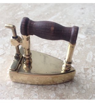 Утюг пресс-папье 00283 в блестящей латуни