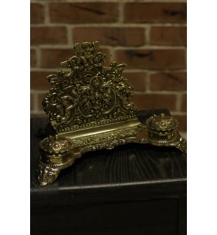 Чернильница в блестящей латуни